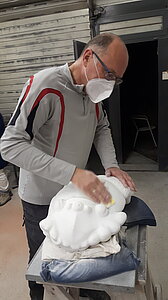 Arno bei der Arbeit am Trilobit
